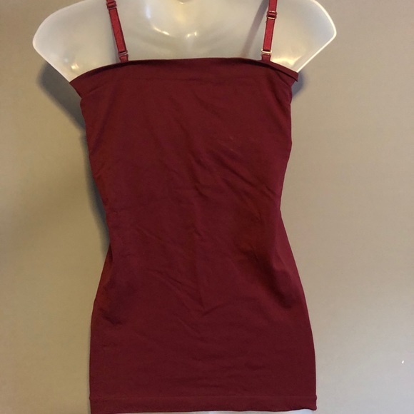 Rhonda Shear camisole with removable straps. New without tags. - Picture 2 of 3